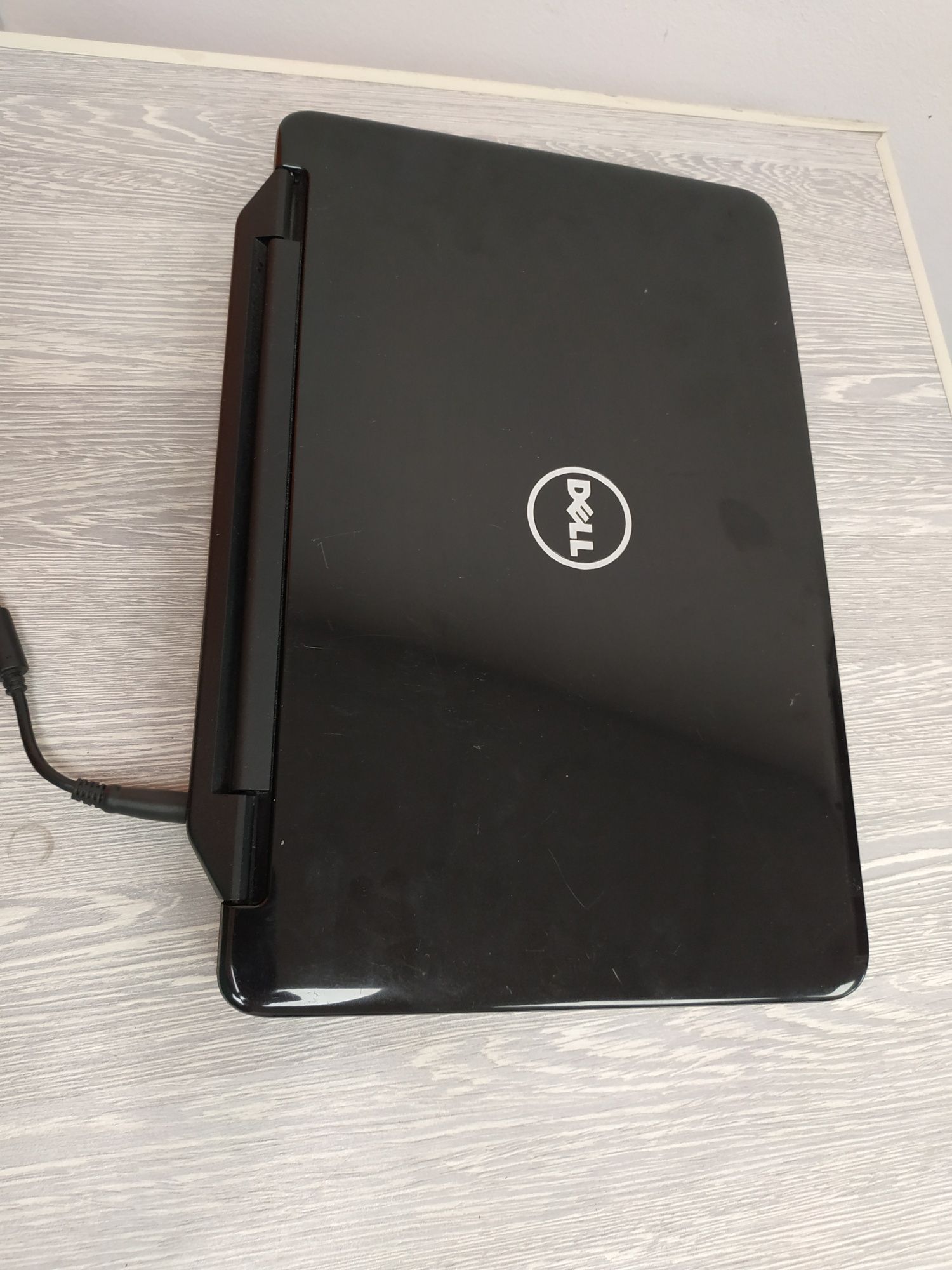Ноутбук Dell i3/6gb/hdd500