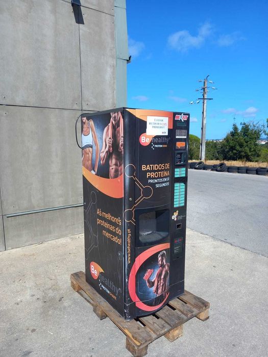 3 Máquinas de Vending – Funcionam perfeitamente