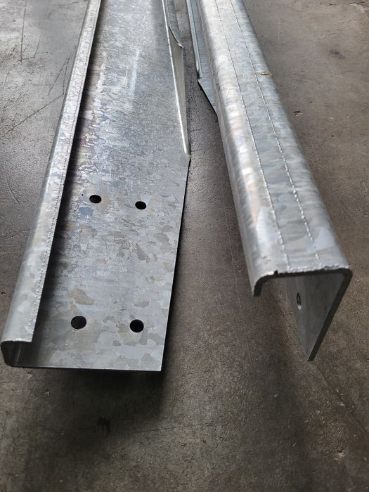 Dyszel Knott ZHL27C 2000 x 4 mm. Dyszel do przyczepy