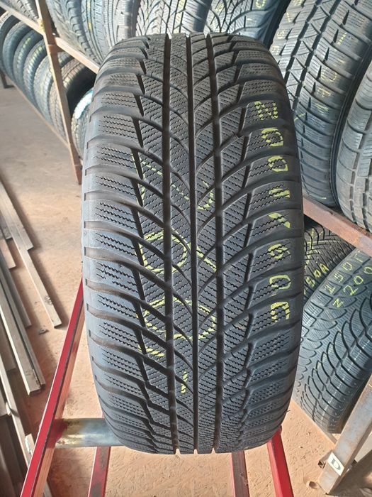225/45R18 91H Bridgestone Blizzak LM001       Z001/60C