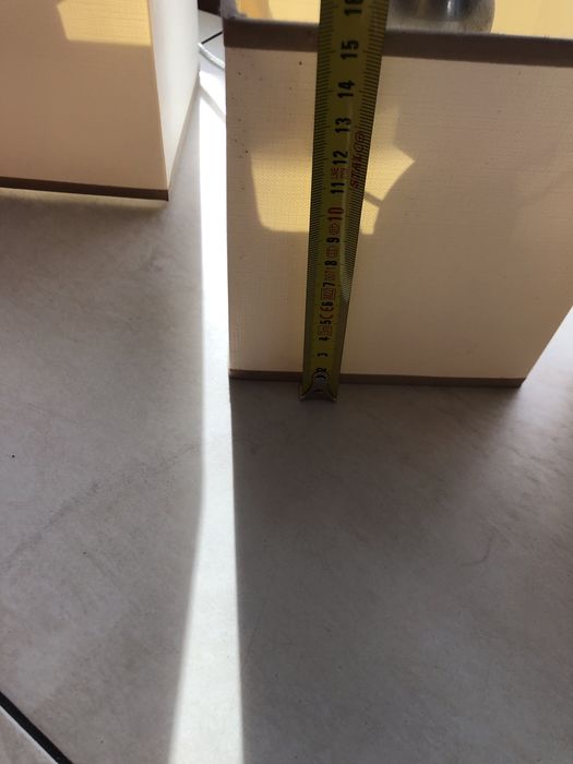 Lampa wisząca. 4 klosze