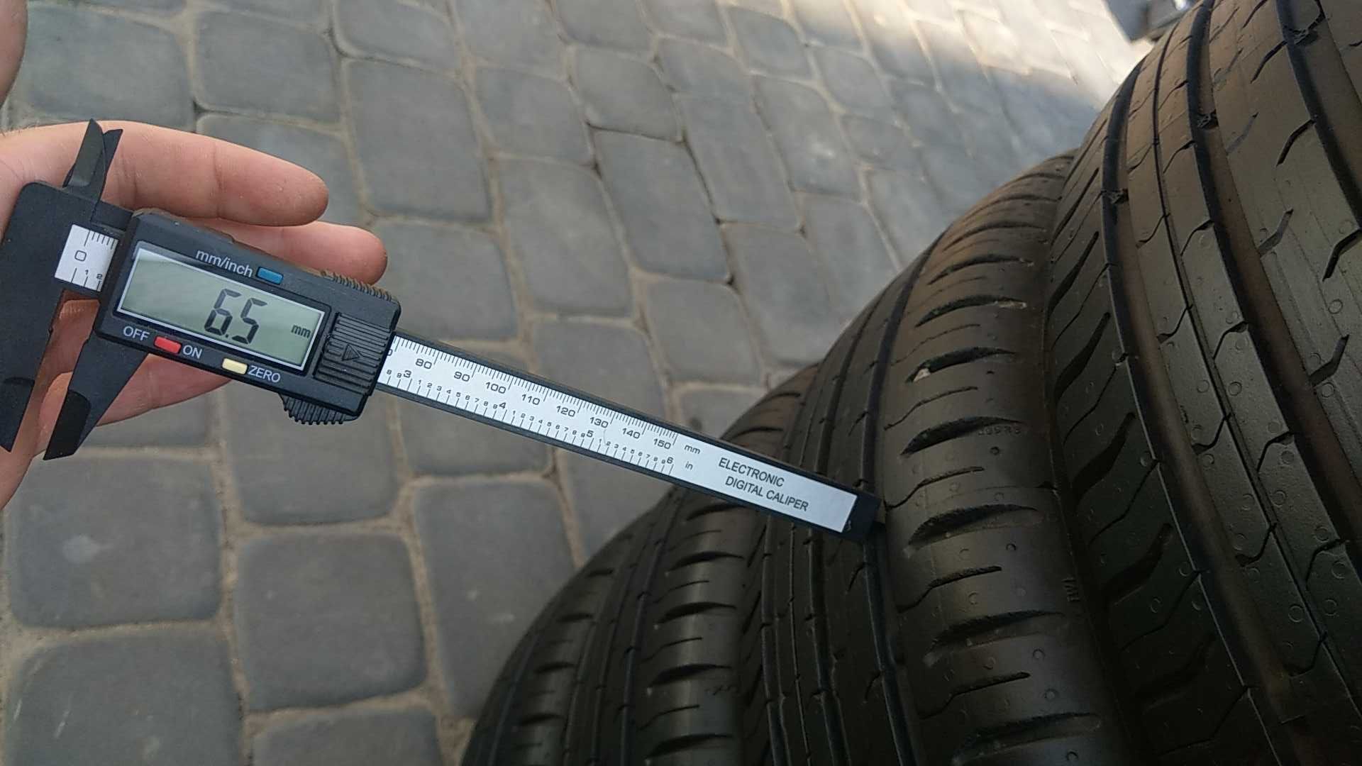 Шины летние CONTINENTAL ContiEcoContact5 165/60 R15 6.5mm резина шини