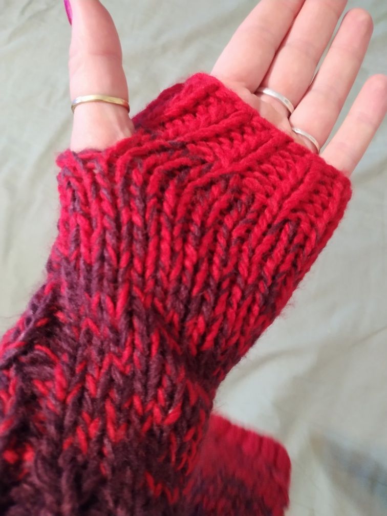 Nowe rękawiczki czerwono bordowe bez palców