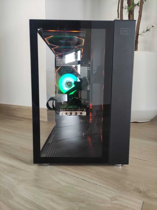 PC Gamer para jogos.