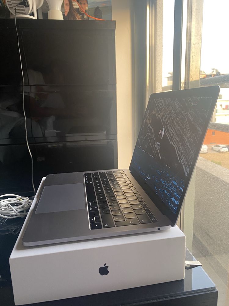 MacBook Pro 13"