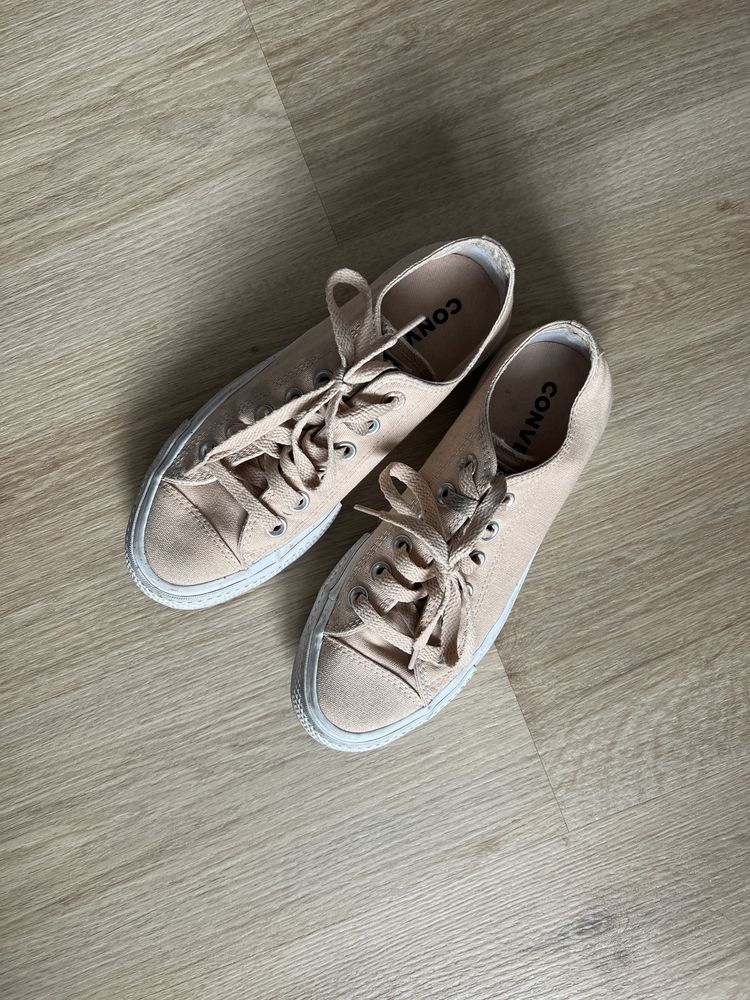 Converse baby pink na platformie rozm. 36