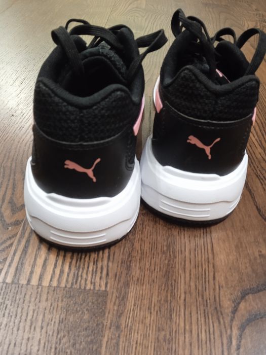 Кросівки 39 розмір