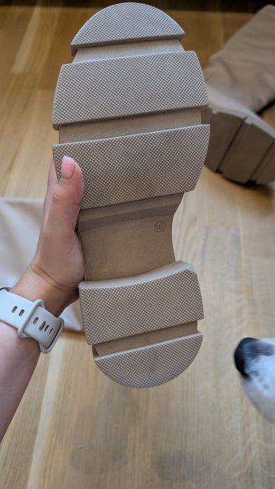 Чоботи осінні бежеві 38 розмір