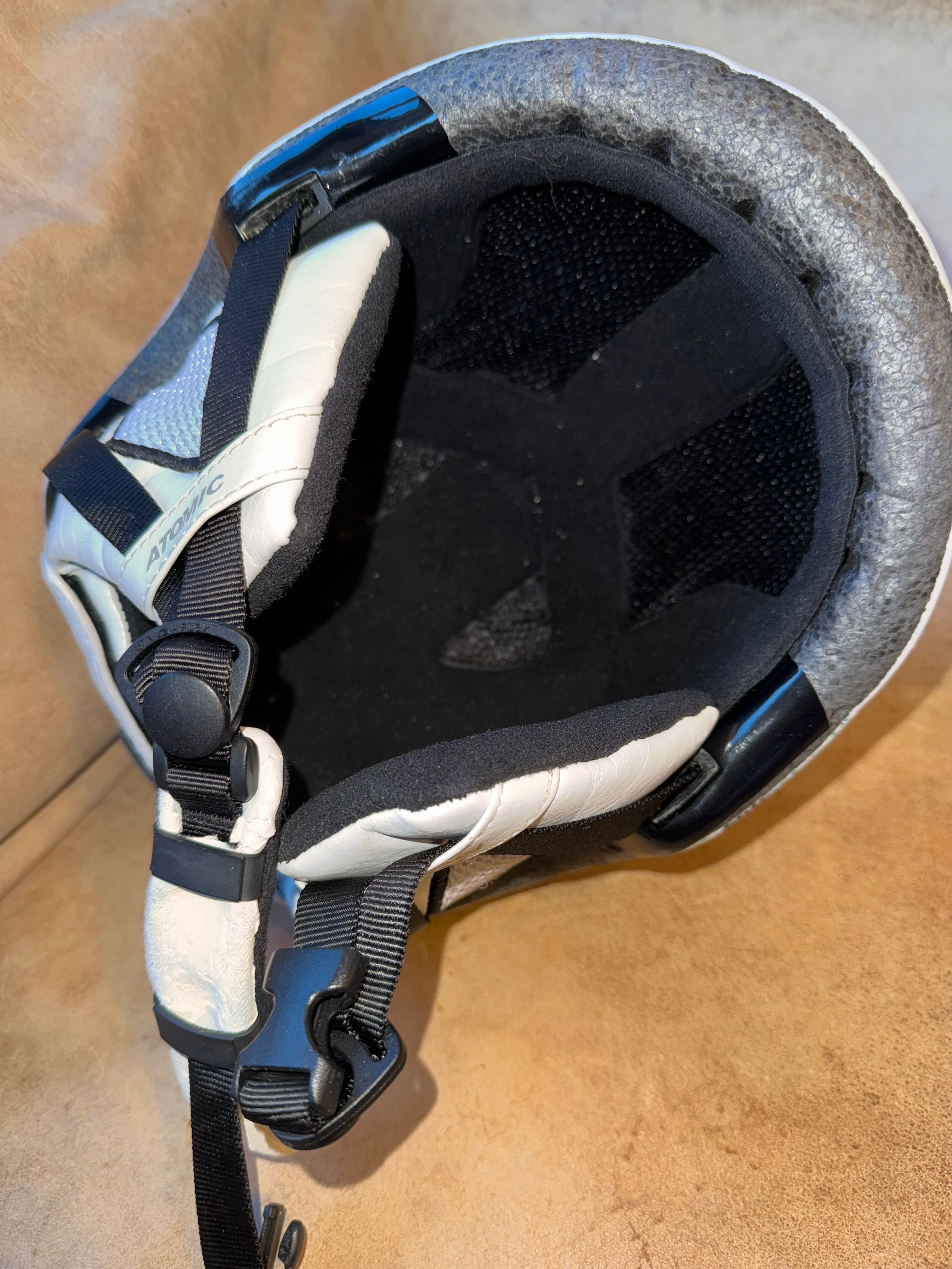 Kask narciarski Atomic damski