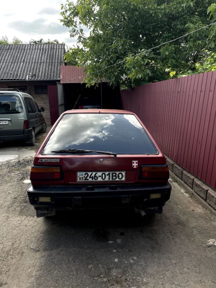 mitsubishi colt 1,2 бензин 1987р