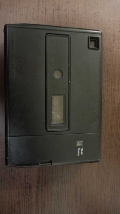 Пленочный фотоаппарат ,дисковий halina,praktica
Й