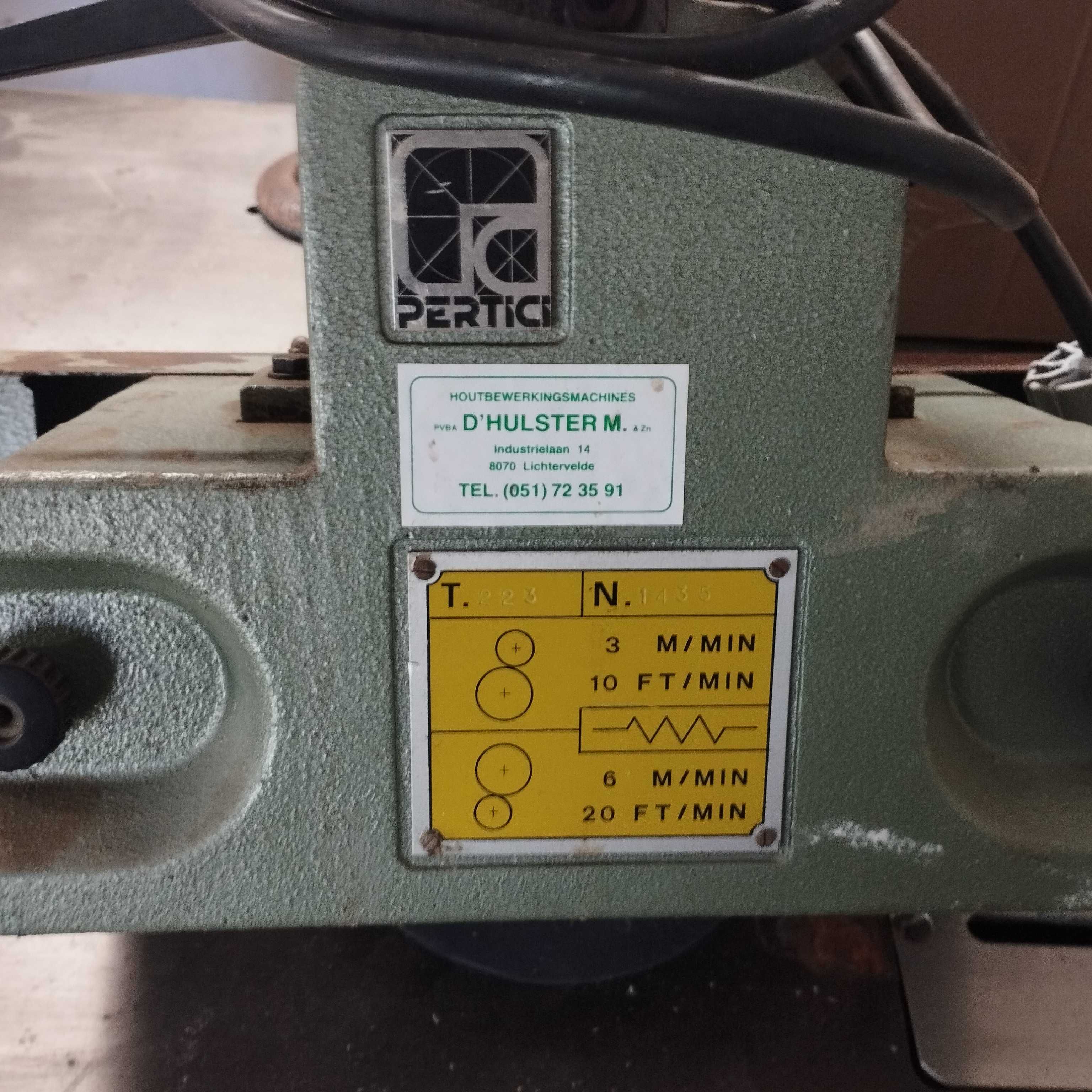 Posów do frezarki. Dwurolkowy, 380 volt. Posów stolarski.