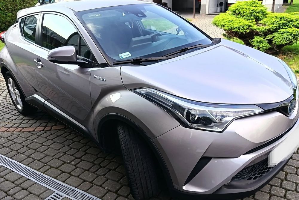 Toyota C-HR Toyota C-HR 1.8 Hybryda, Salon Polska, 2 komplety kół