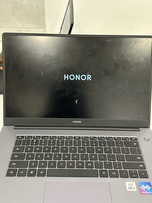 PC HONOR magic book X 15
