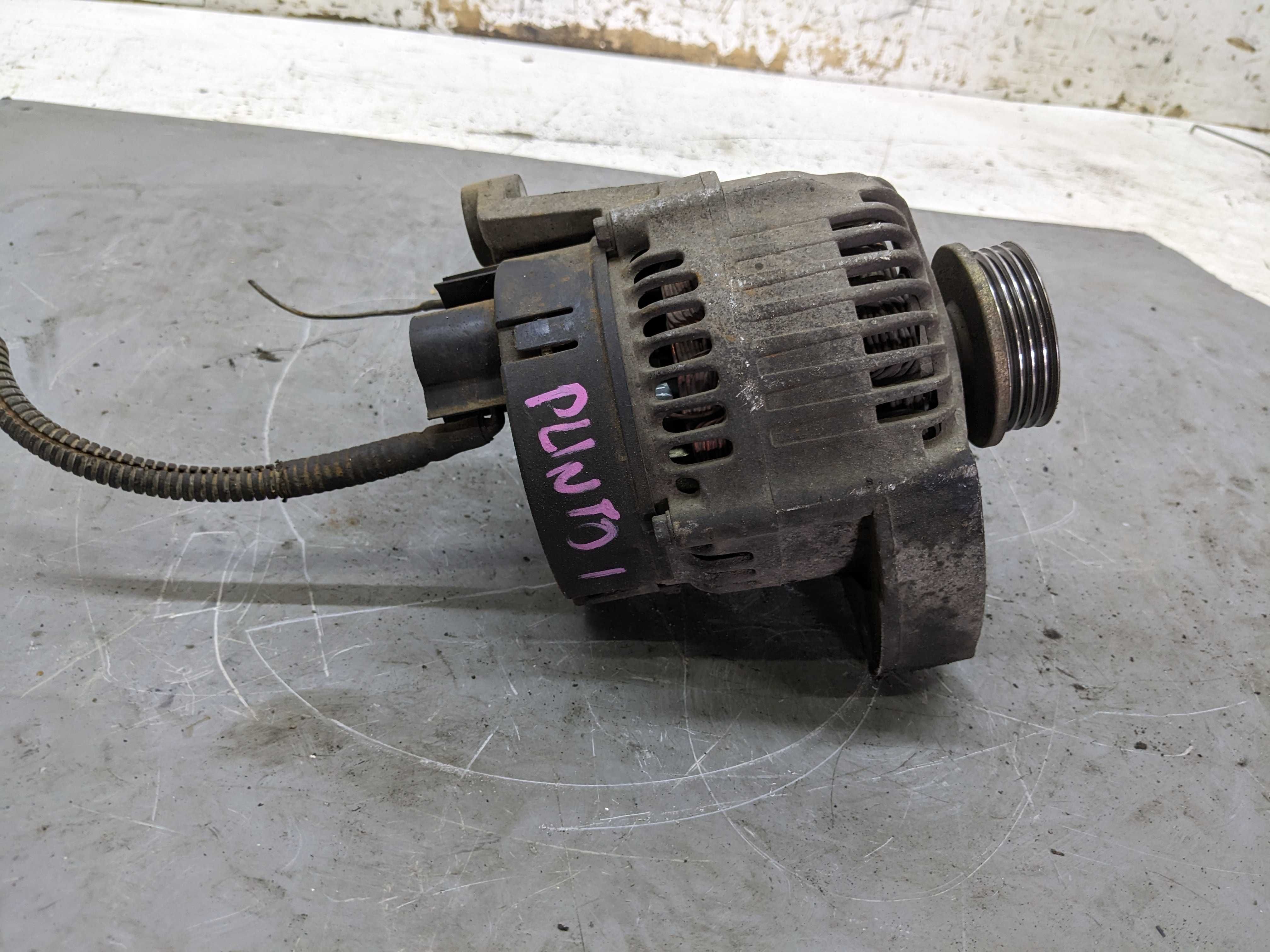 Fiat Punto I 1 1.1 Alternator