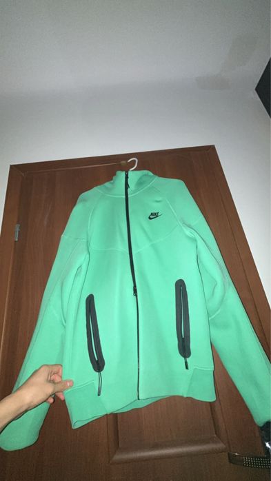 Nike Tech Fleece ( Light Green )