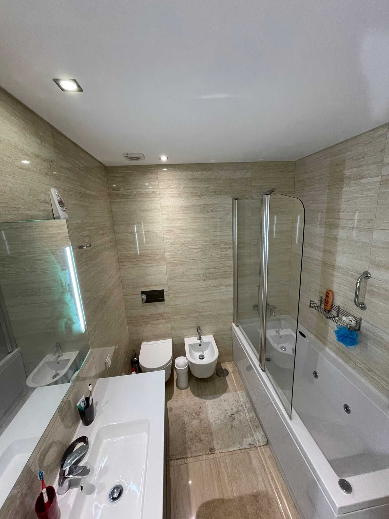 Apartamento T3 novo na Malvarosa com vista rio