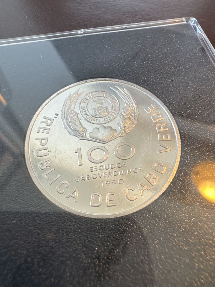 Moeda 100 Escudos Cabo Verde Prata - Papa João Paulo II 1990