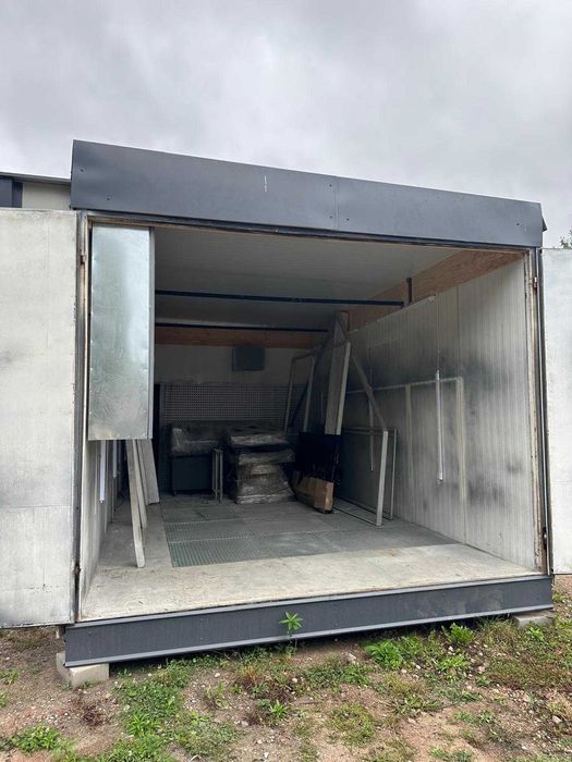 Lakiernia wolnostojąca 3,7×6,2×2,8 m – ocieplona, komplet