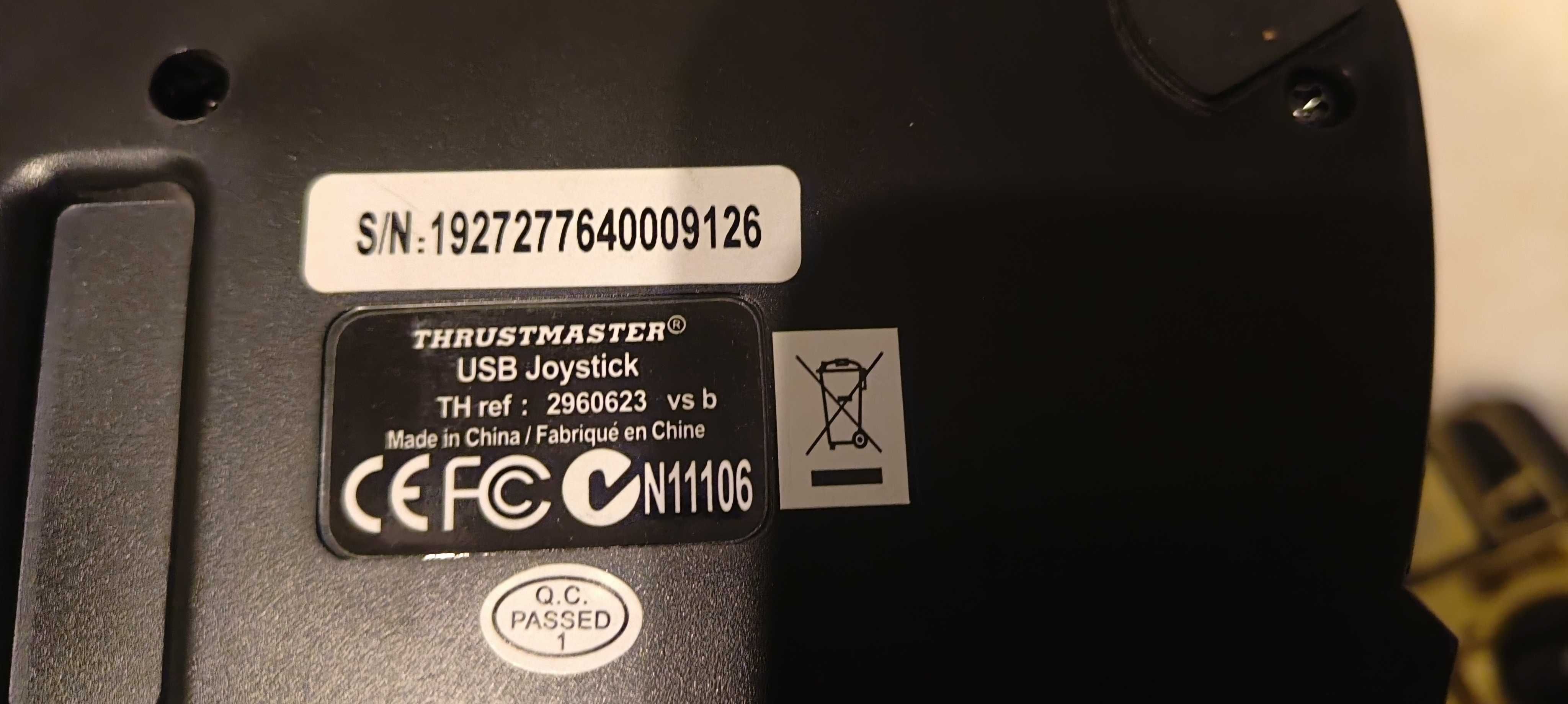 Joysticki kontrolery retro PC Logitech Microsoft  Trustmaster