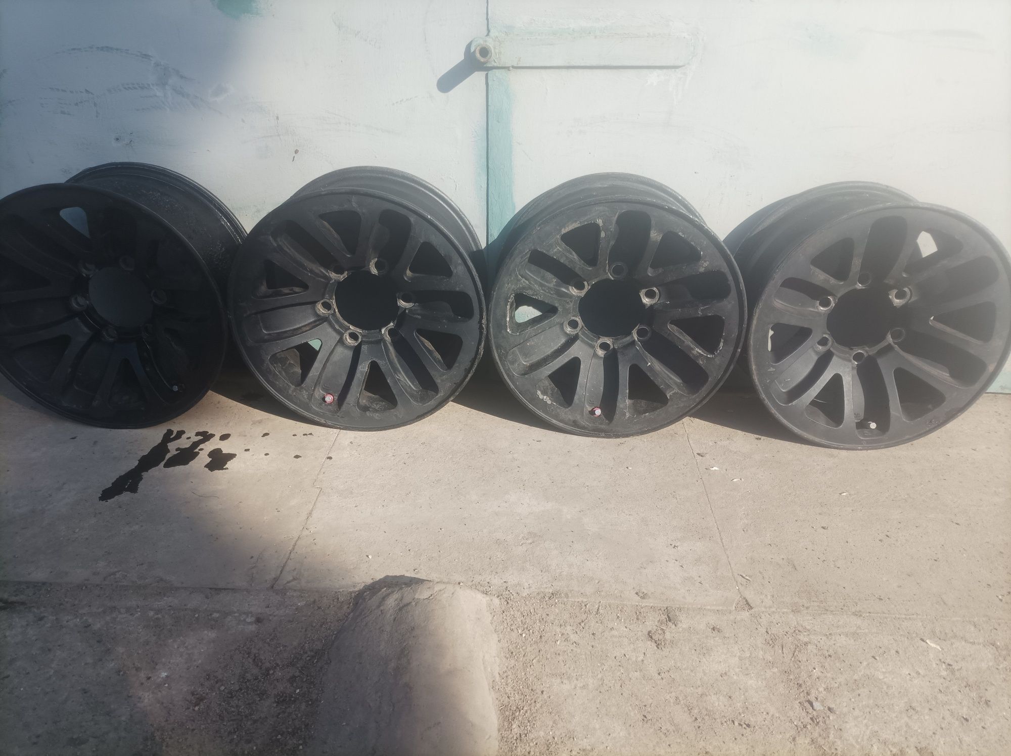 Диски Титани R15 6*139.7 Nissan Mitsubishi Toyota