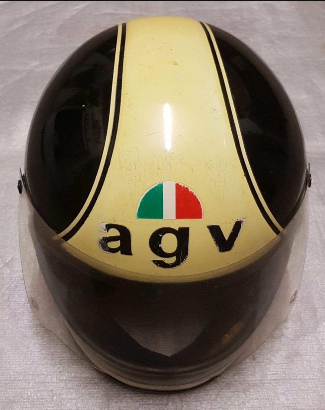 Capacete antigo italiano AGV , Fiberglass , vintage. Original. RARO