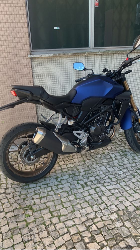 CB300 sport neon cafe