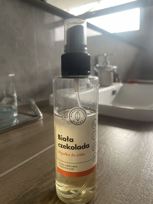 mgiełka do ciała biała czekolada manufaktura piękna