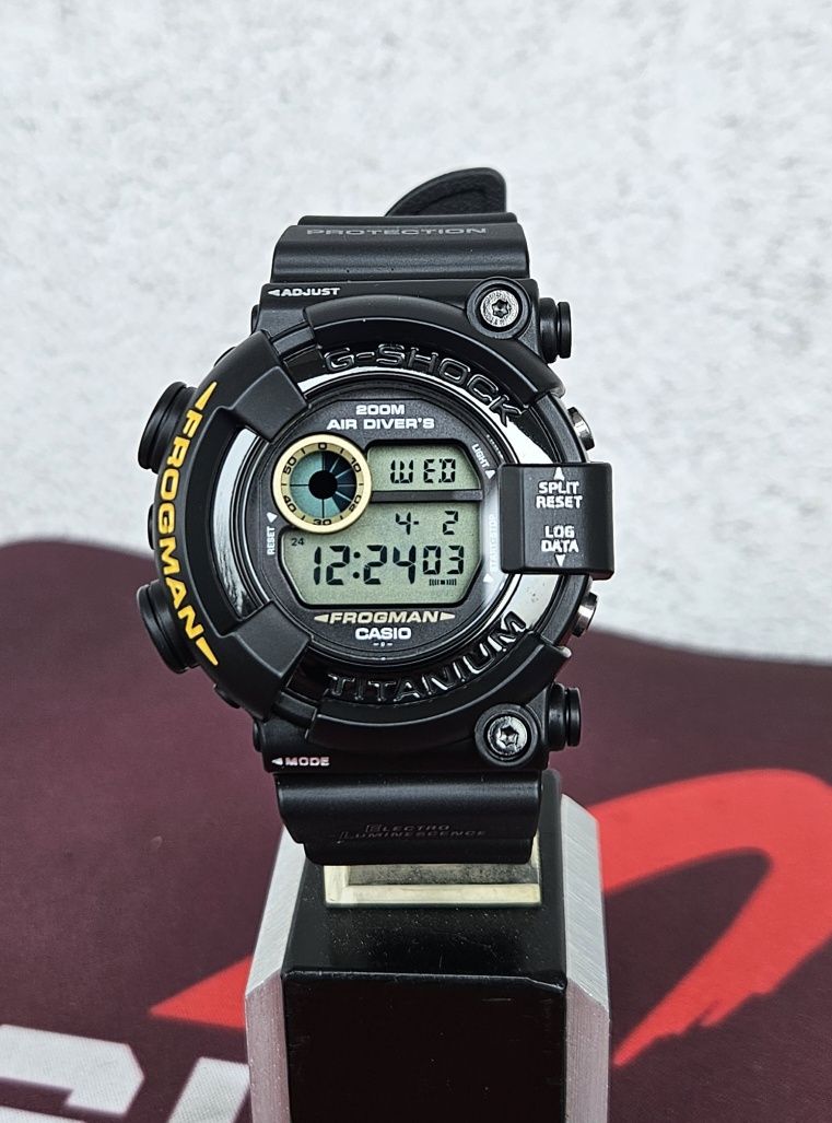DW-8200BM Frogman Air Divers vintage-G Casio G-shock 1998