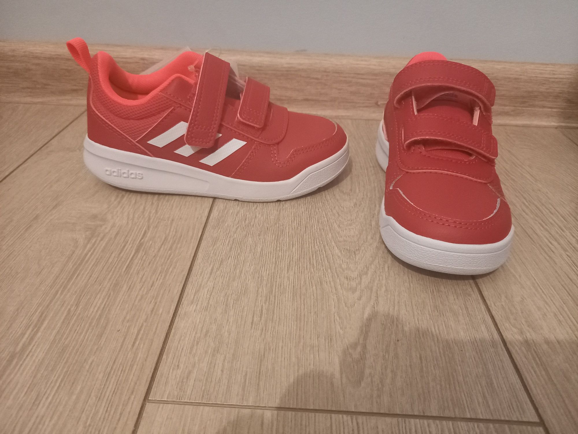 Nowe buty Adidas rozmiar 28