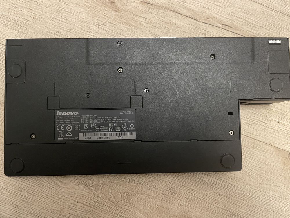 Stacja dokująca ThinkPad Pro Dock 40A1