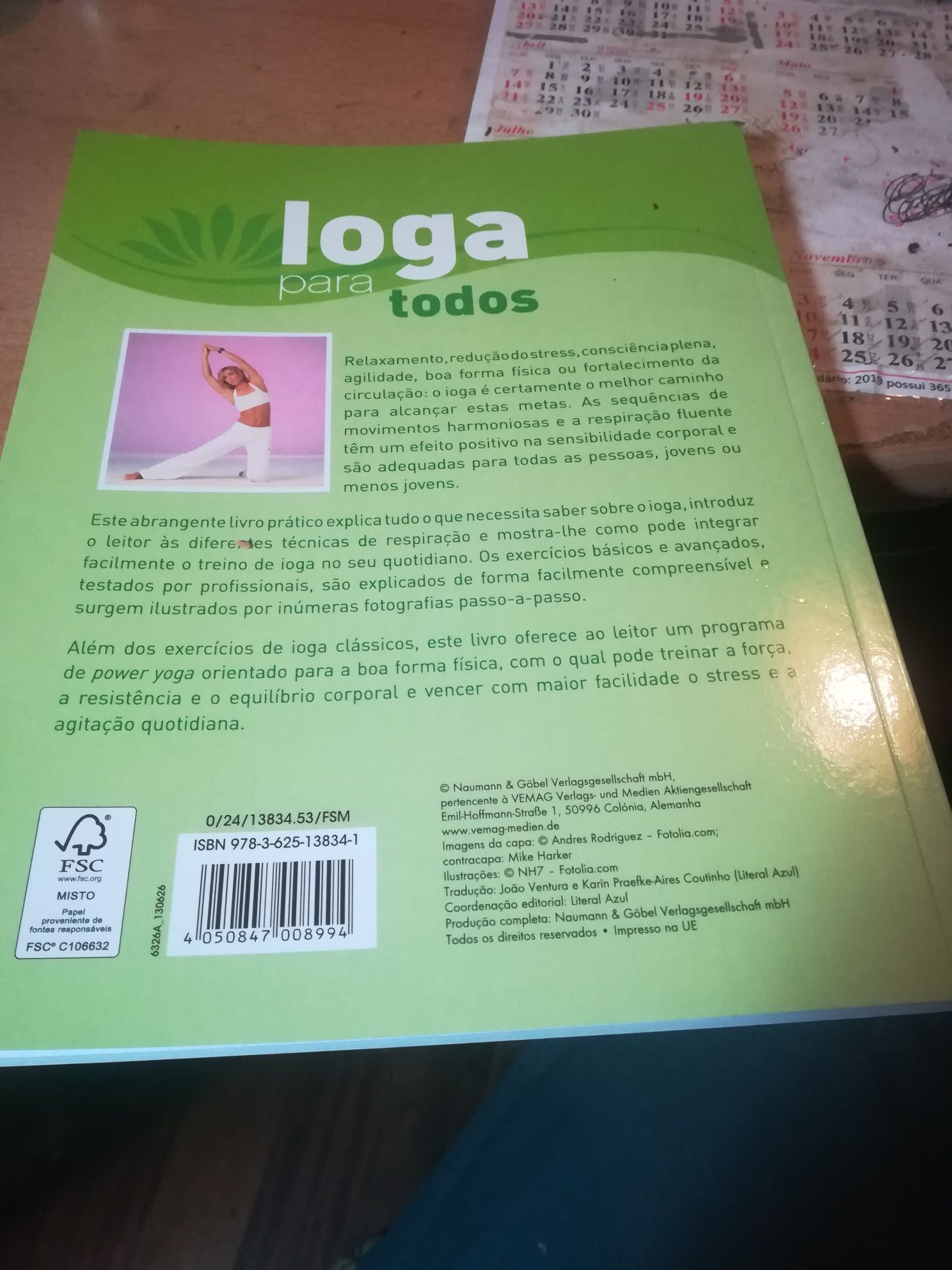 Livro Ioga para todos.