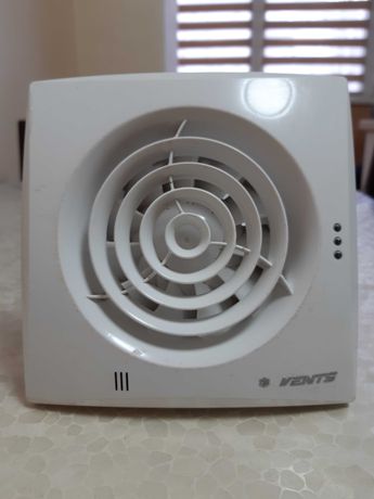 безшумний вентилятор Вентс Квайт 100 Т для ванни або кухні