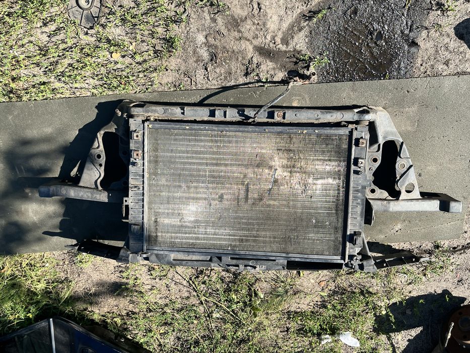 Основной радиатор охлаждения , передний дифузор, АУДИ А4B6 1.9