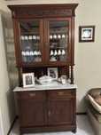 Louceiro/Cristaleira/Vitrine madeira maciça vintage (óptimo estado)