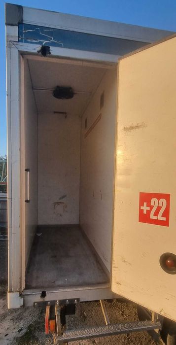 Mercedes chłodnia Thermo King 3 komory uszkodzony silnik