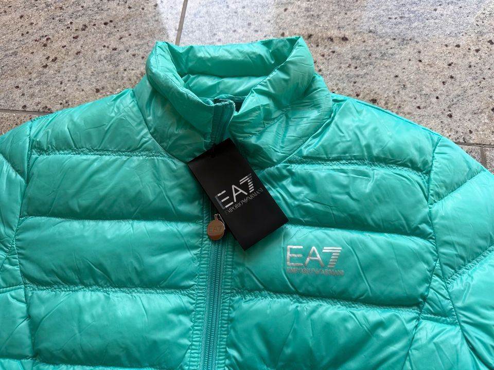 Куртка EA7 Emporio Armani