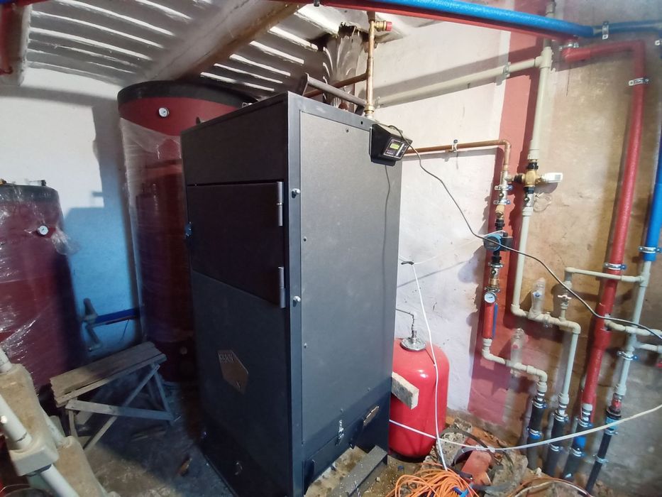 Монтаж твердотоаливных котлов, електрокотлов, газовых, буферные емуост