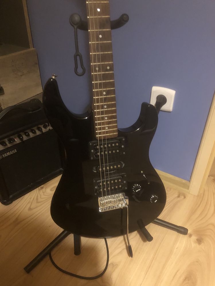 Gitara elektryczna yamaha TG121U