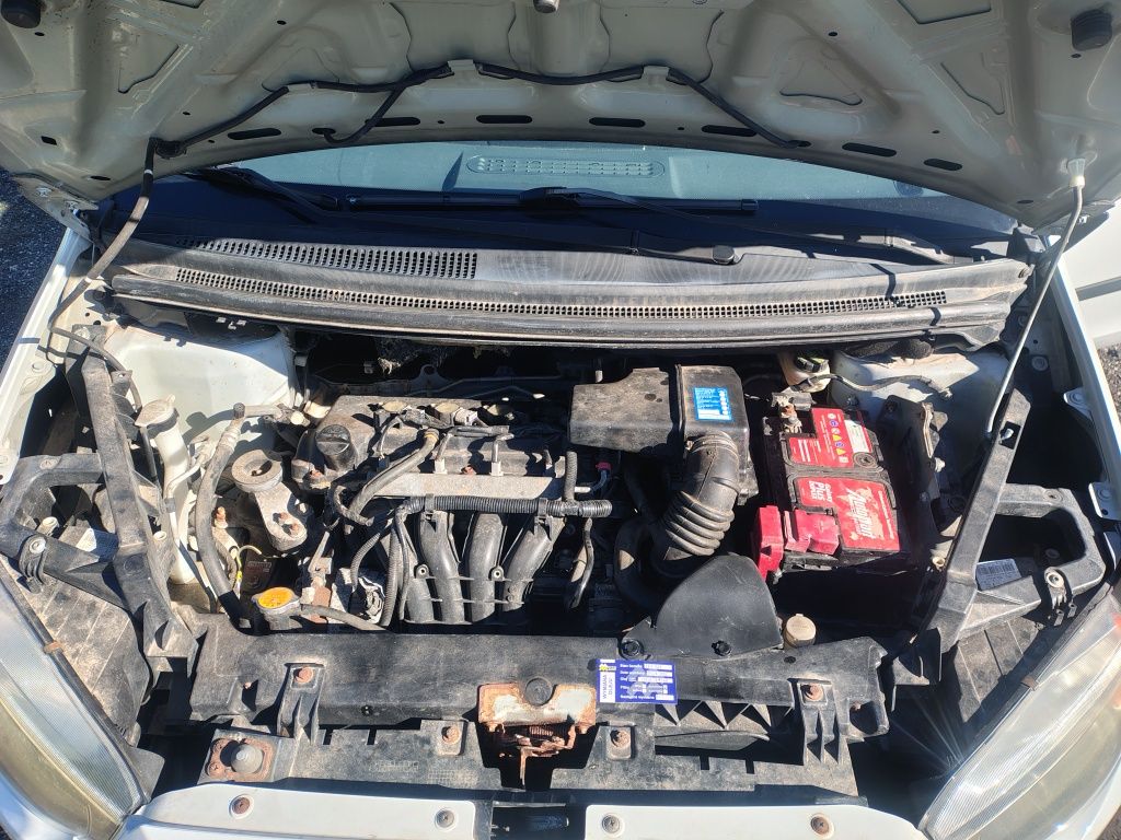Mitsubishi colt 1.3