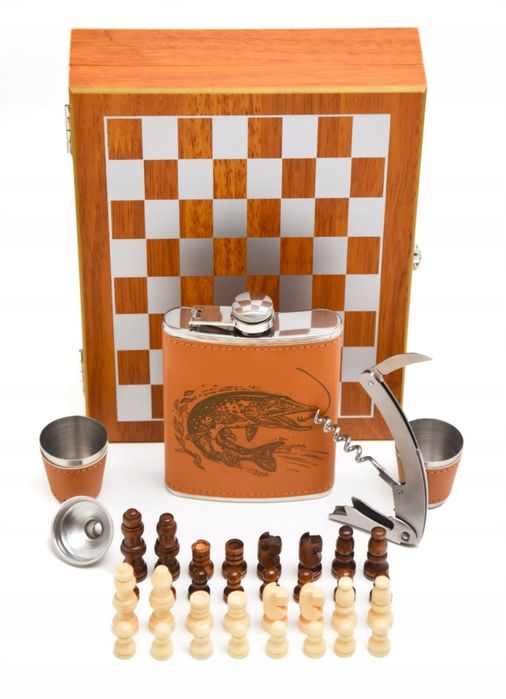 Zestaw Piersiówka Szachy Kieliszki Drewn Prezent Dla Wędkarzy Wędkarza