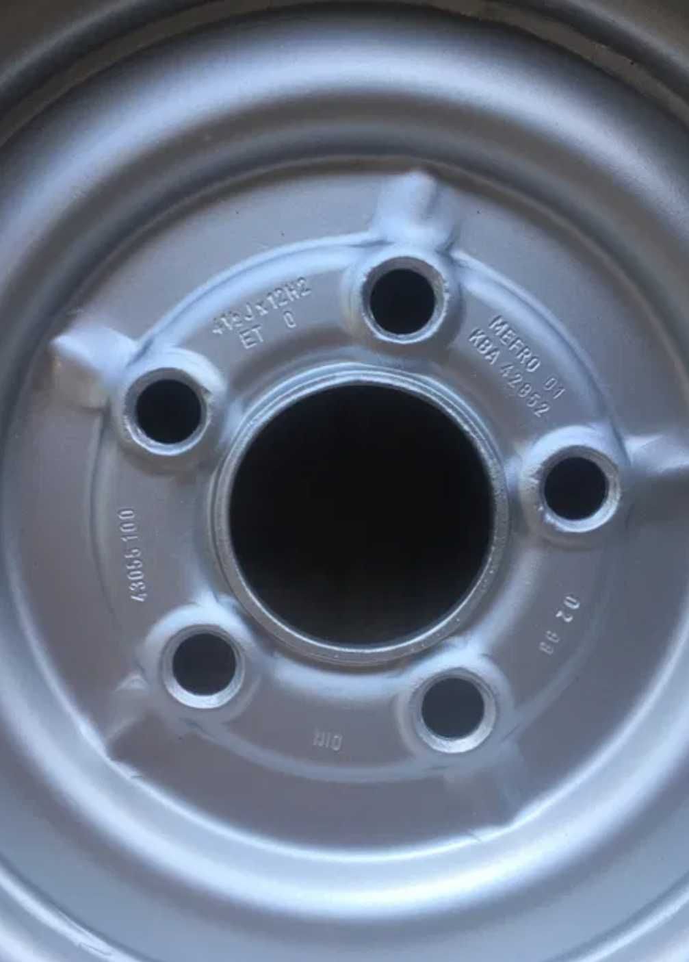MEFRO PCD5*112  DIA66.5 R12 4,5J ЕТ0, та R10 6J ET-4 на причеп трейлер