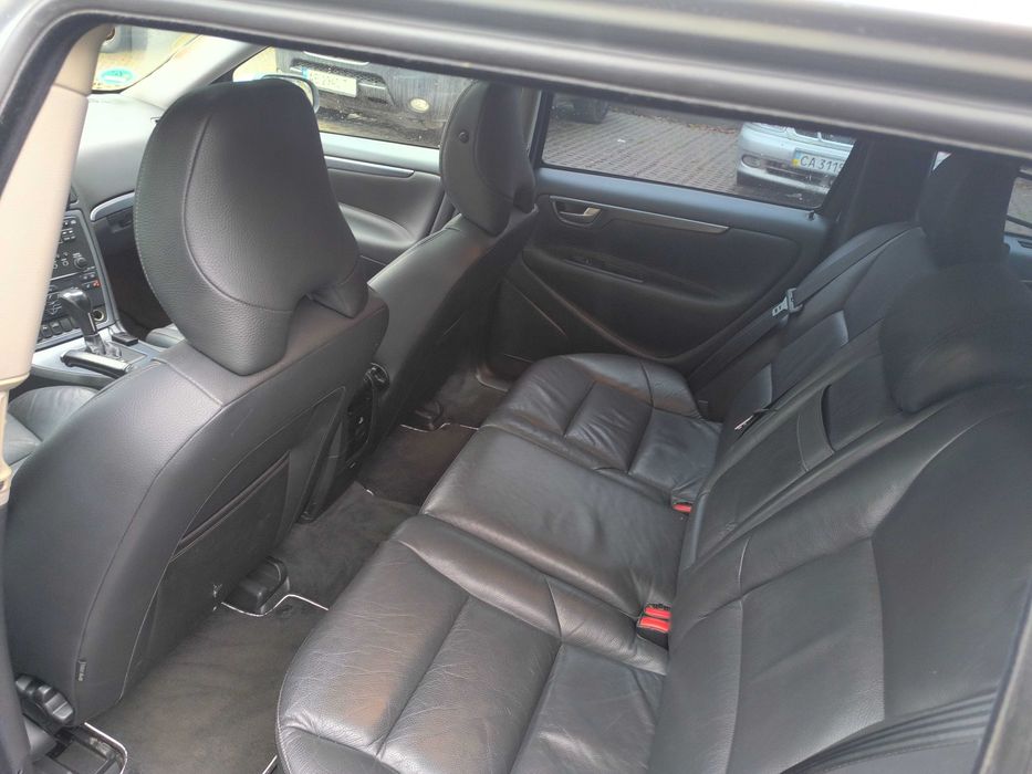 Volvo V70 2.4 дизель автомат