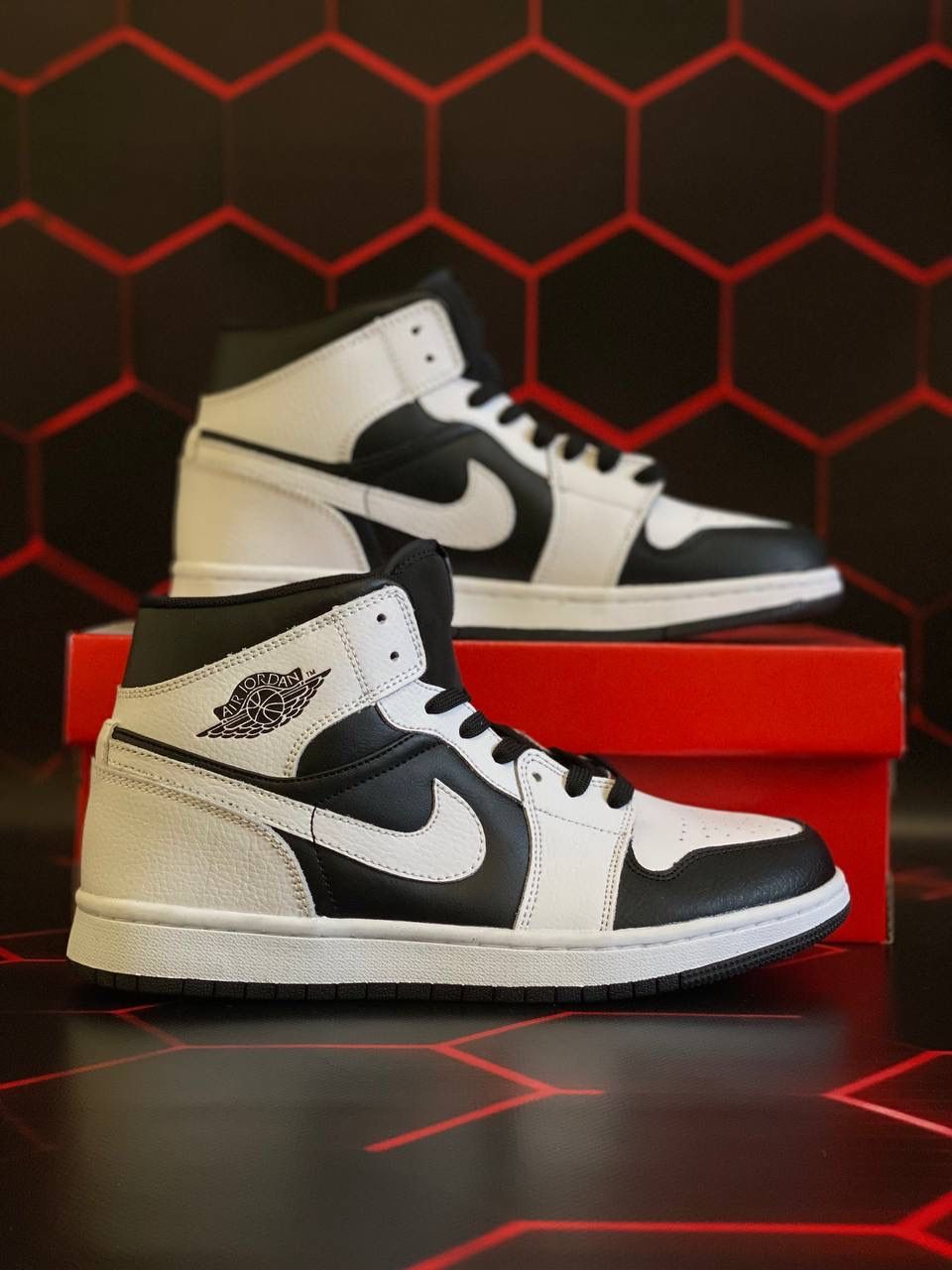 Кроссовки Nike Air Jordan 1 Retro High