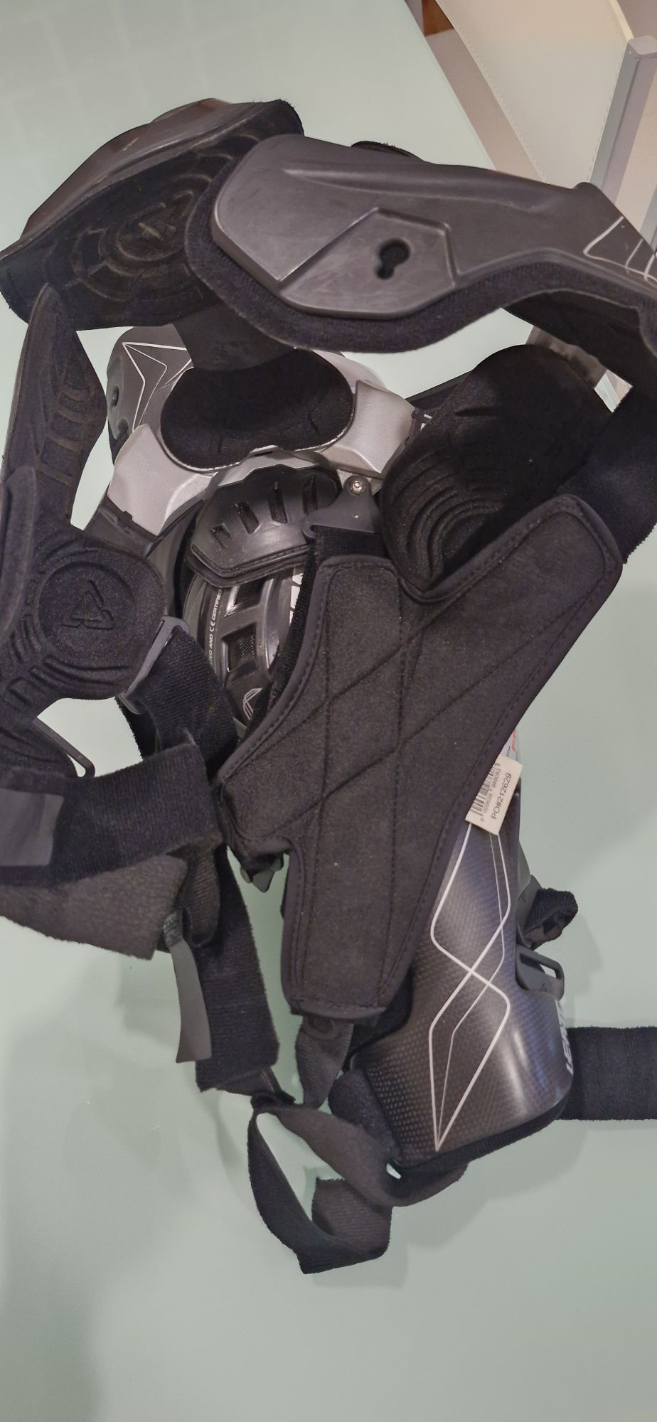 Joelheiras Protecção Leatt C-Frame Carbon
