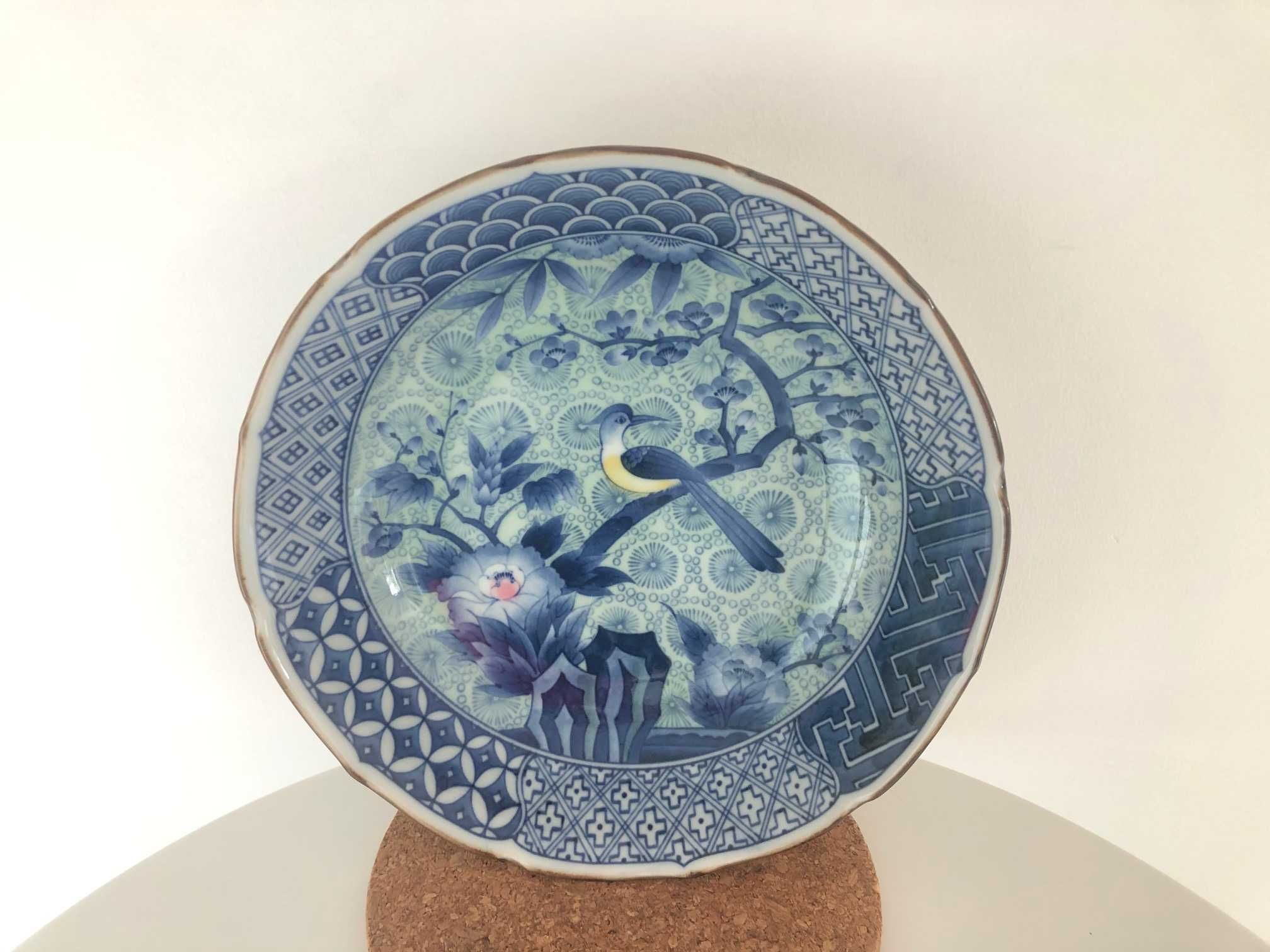 Porcelana Oriental - Taça decorada em tons de Azul