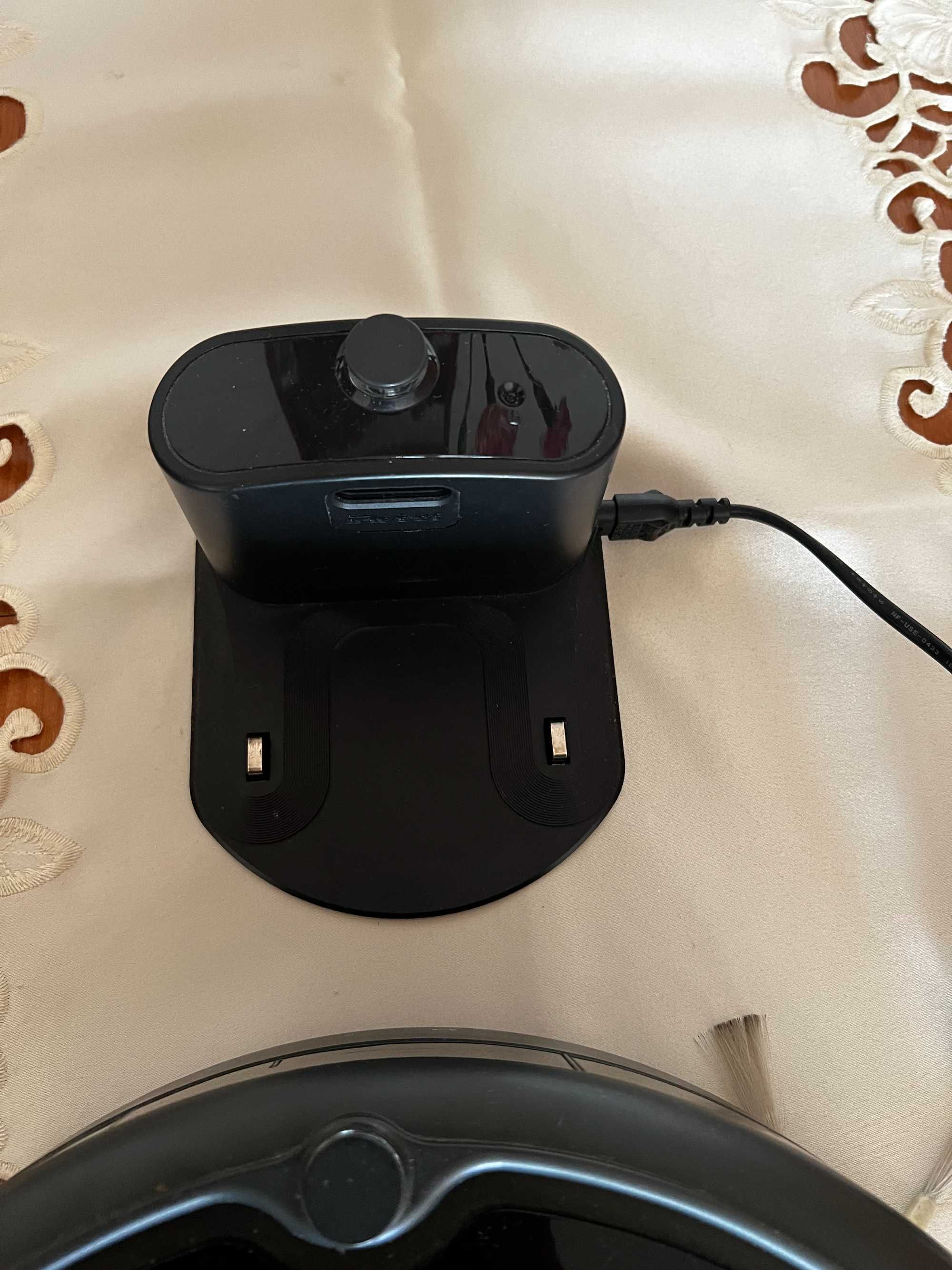 iRobot 671 powystawowy, sprawny, używany 2 lata u mnie w domu