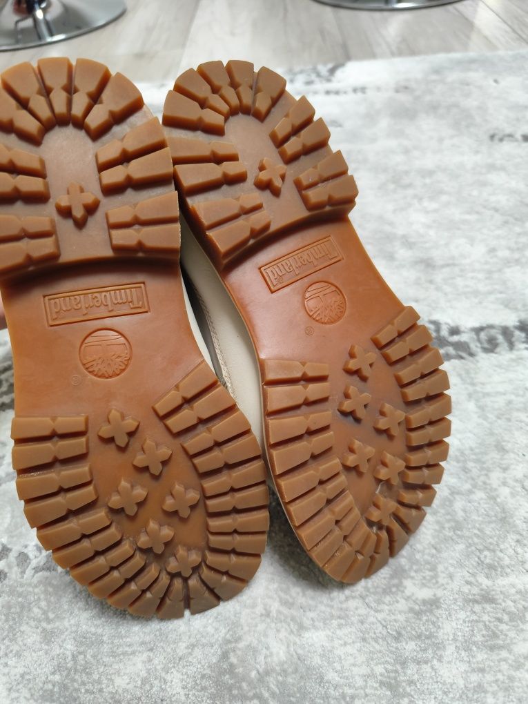 Buty trapery beżowe skóra naturalna Timberland 38 r.