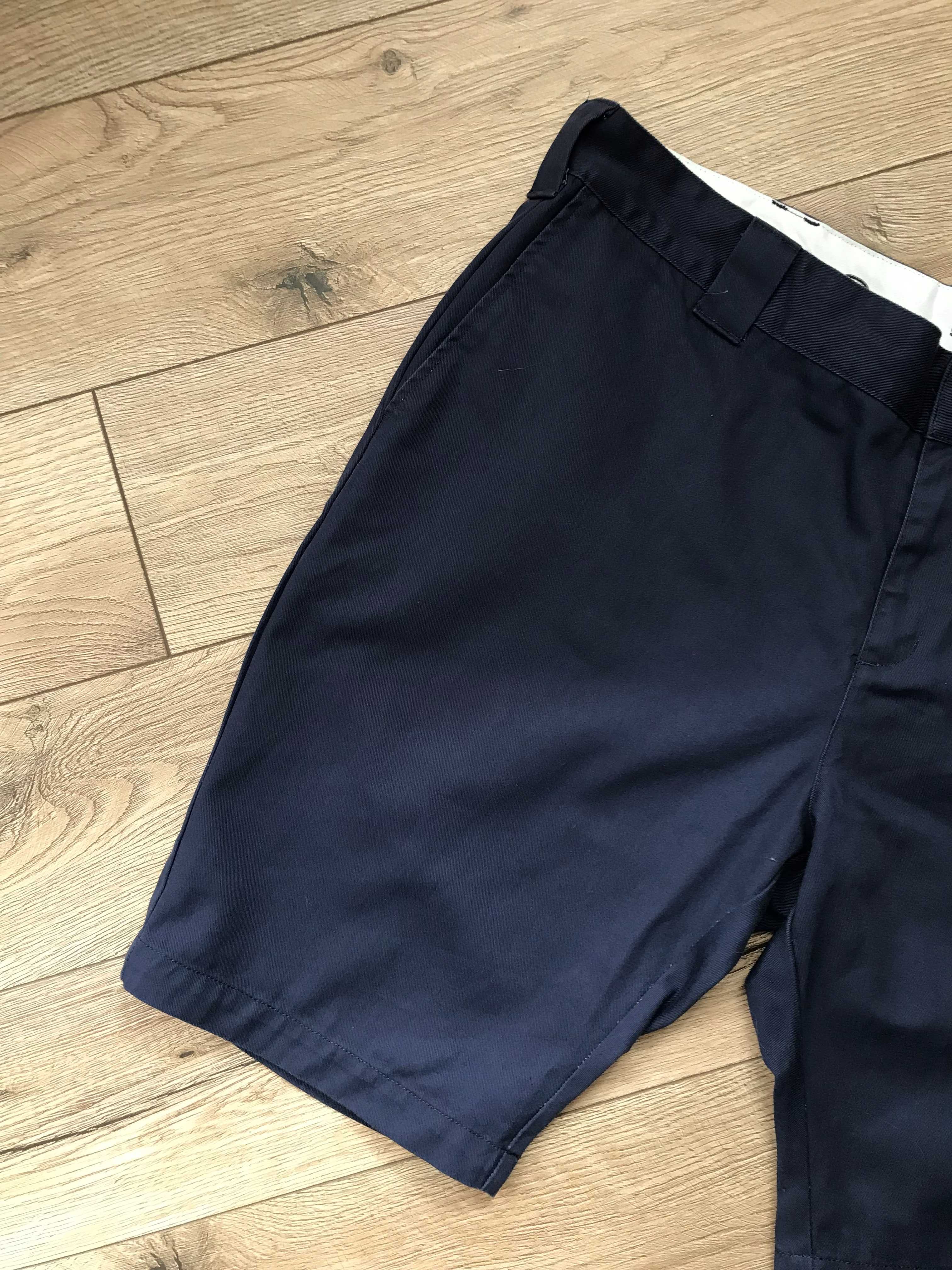 Spodenki Dickies Slim Fit rozm. XL ( 56' W40)
