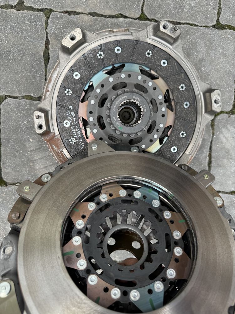 Комплект зчеплення маховик BMW M3 M4 S55 S55B30A F80 F82